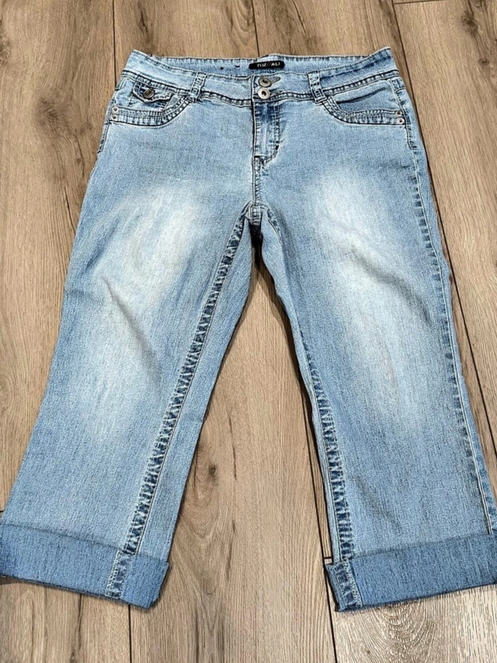 ROZ & ALI Women's Cropped Straight Leg Jeans Size 12